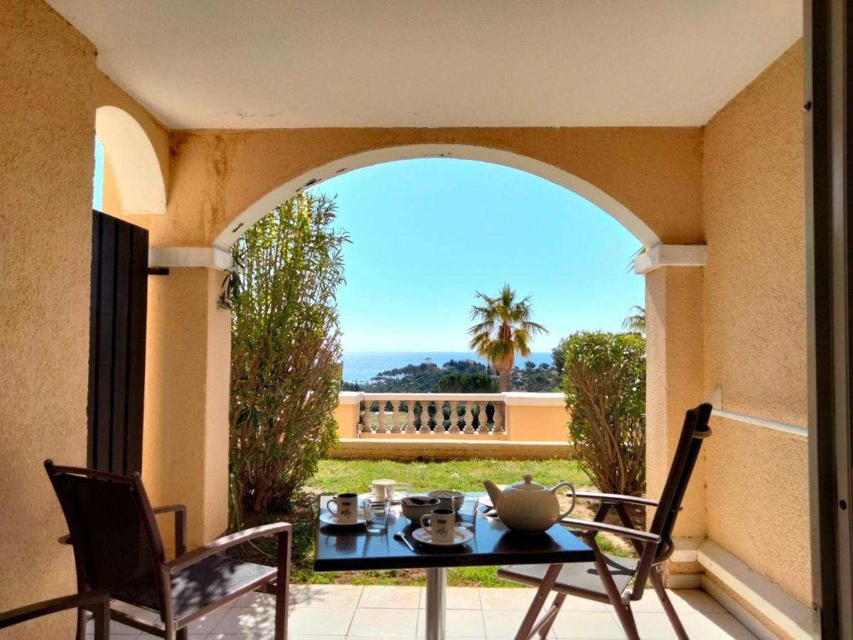 Studio Village Cap Esterel - Le Village-72 By Interhome Сен-Рафаель Екстер'єр фото
