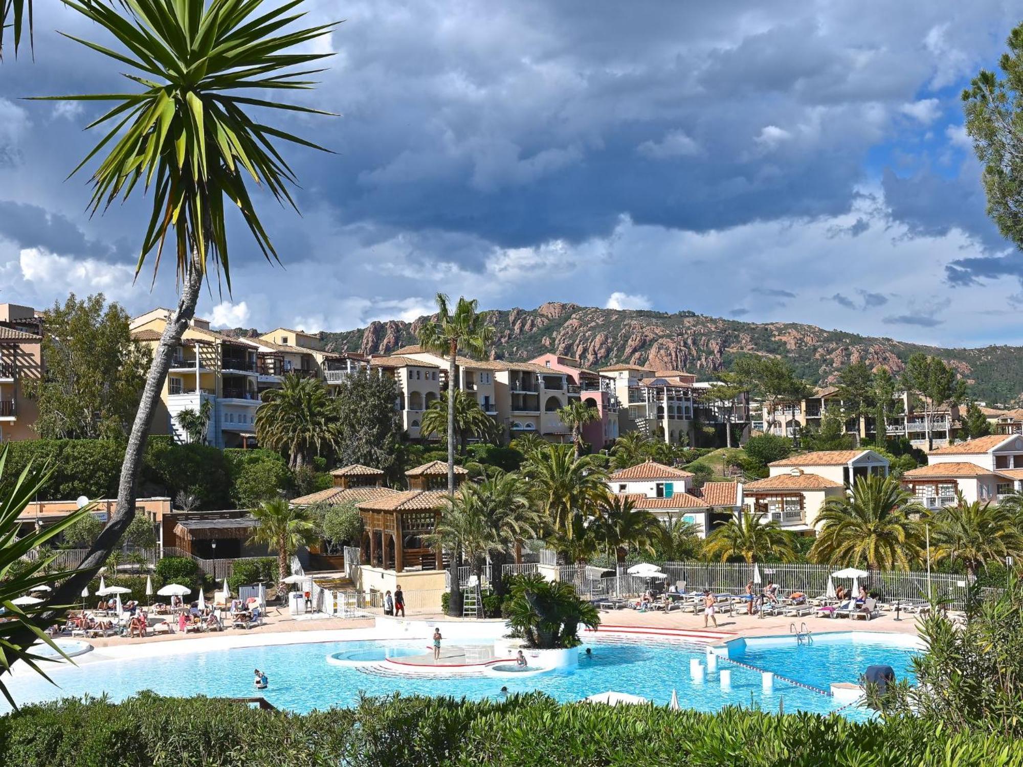 Studio Village Cap Esterel - Le Village-72 By Interhome Сен-Рафаель Екстер'єр фото